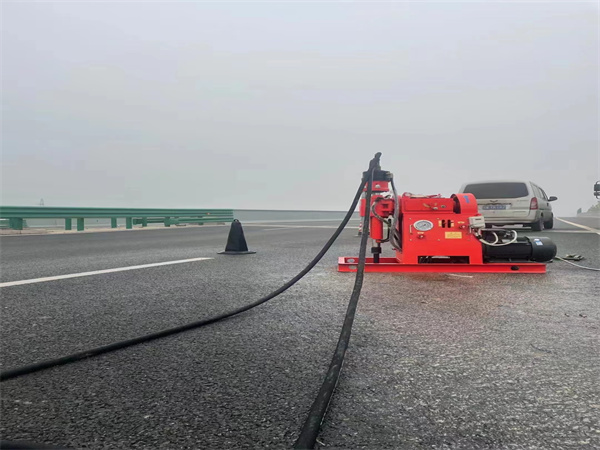 柘荣马路路基路面开裂下沉注浆加固灌浆